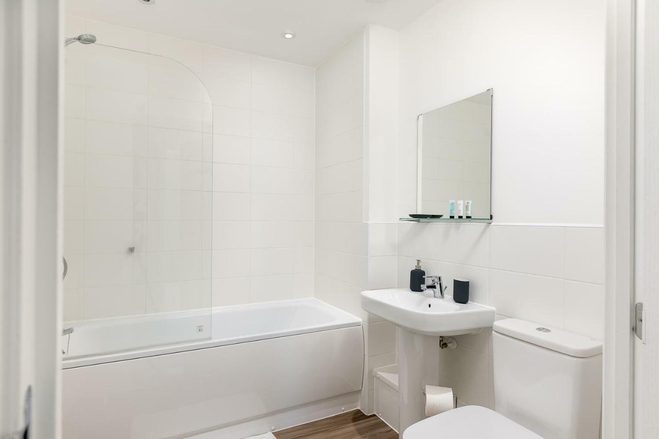 Hertford Serviced Apartments By Payman Club Kültér fotó